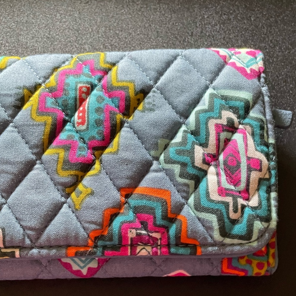 NWOT Vera Bradley Aztec Print Wallet - Picture 6 of 10